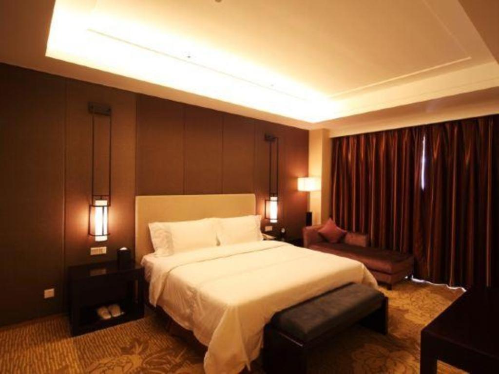 Haiyang Shenglong Jianguo Hotel Hai-yang-hsien Eksteriør billede